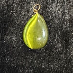 Elegant Green Teardrop Pendant
